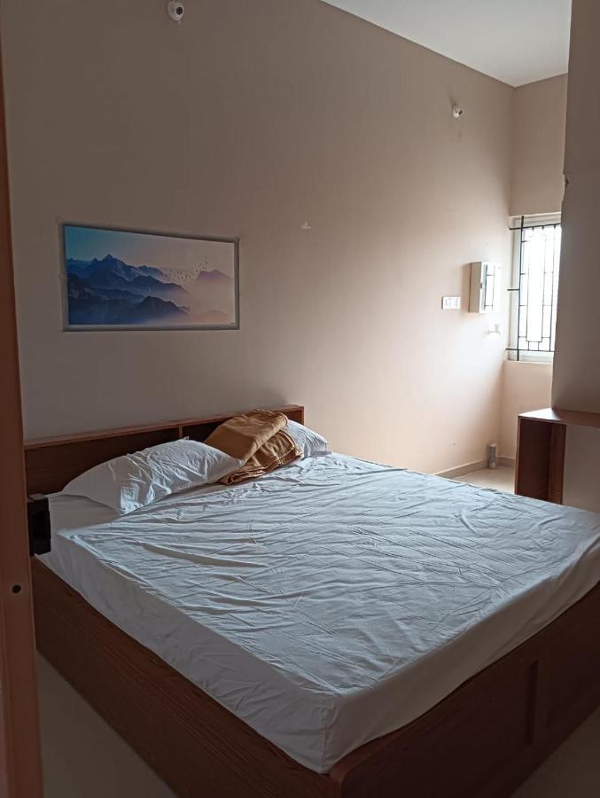 Surathi Enclave Standard Rooms Karumattampatti Екстер'єр фото