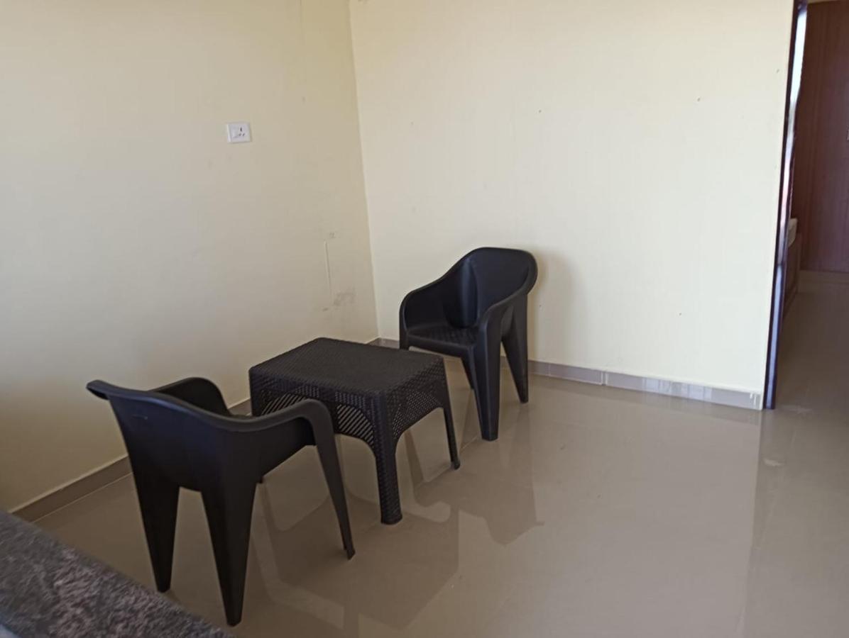 Surathi Enclave Standard Rooms Karumattampatti Екстер'єр фото